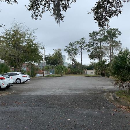 Modern House Minutes From Downtown Gainesville, Uf, Va & More! Kültér fotó